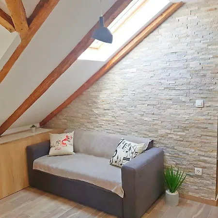 Attic Near Centre *