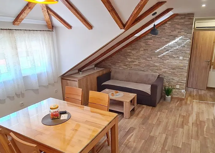 Attic Near Centre * スプリト
