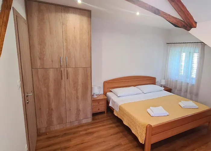 Attic Near Centre *